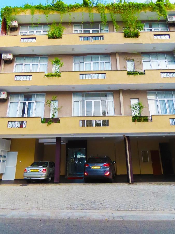 Dehiwala-Mount Lavinia Vivas Residencies Luxury Apartments מראה חיצוני תמונה